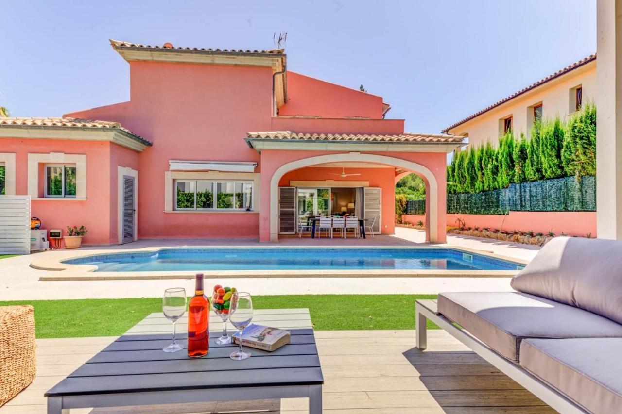 Maria Bonaire By Sealand Alcudia (Mallorca)
